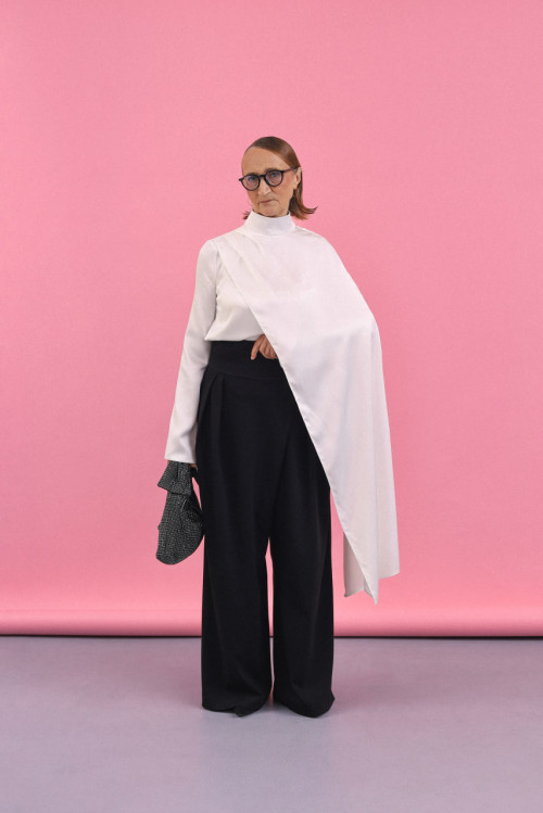 Блуза зі шлейфом - Молочний